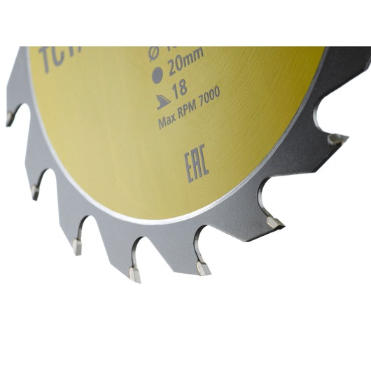 STANLEY STA13010 circular saw blade close-up, showing yellow center and silver carbide teeth.